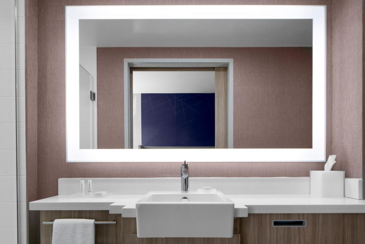 Springhill Suites ווינצ'סטר מראה חיצוני תמונה