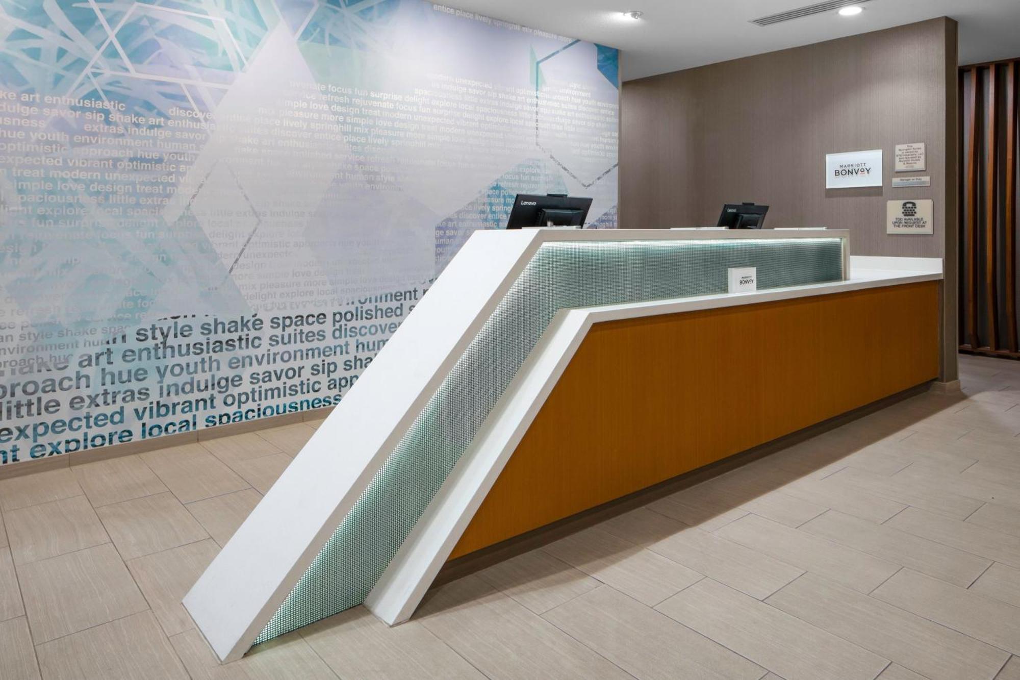 Springhill Suites ווינצ'סטר מראה חיצוני תמונה