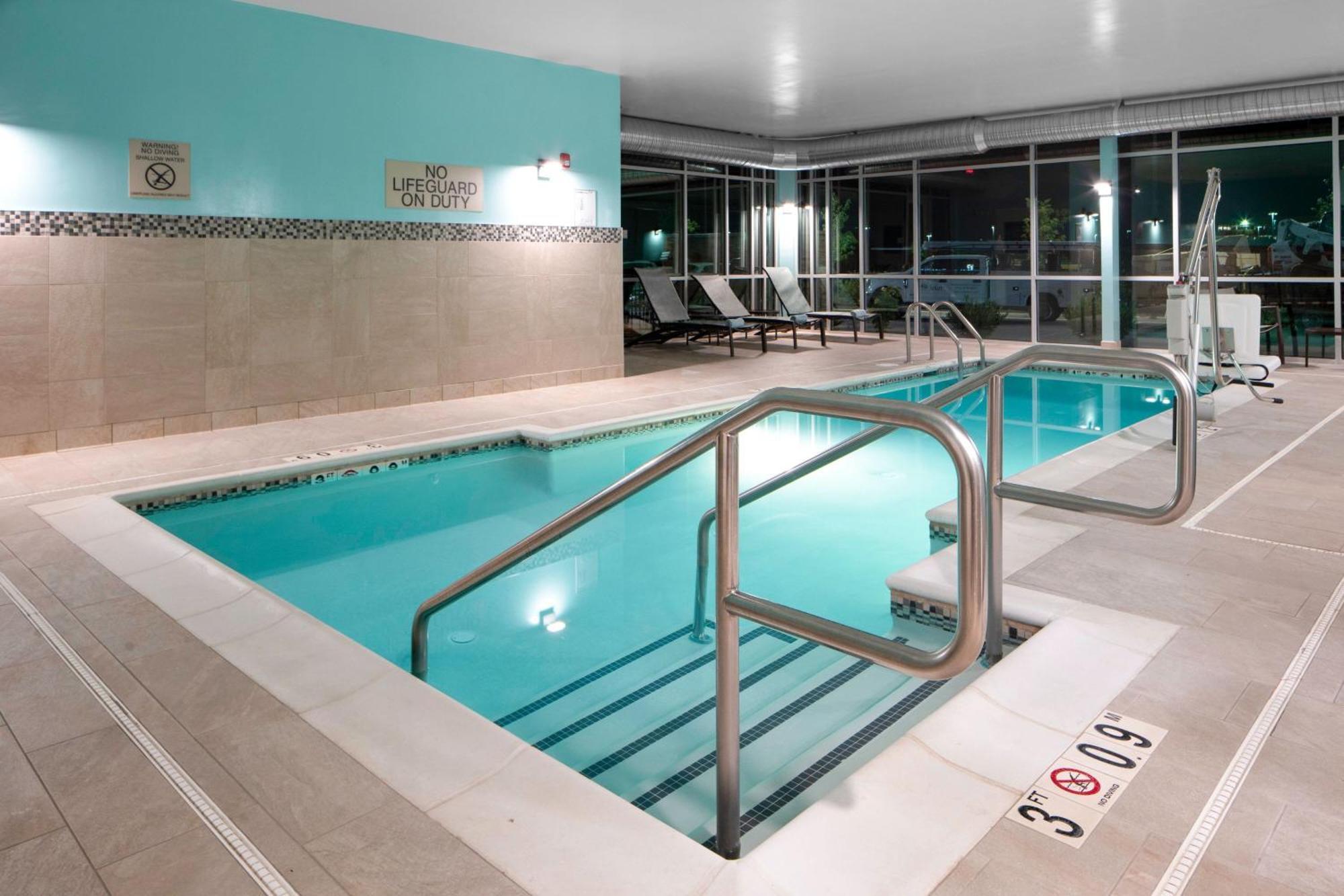 Springhill Suites ווינצ'סטר מראה חיצוני תמונה